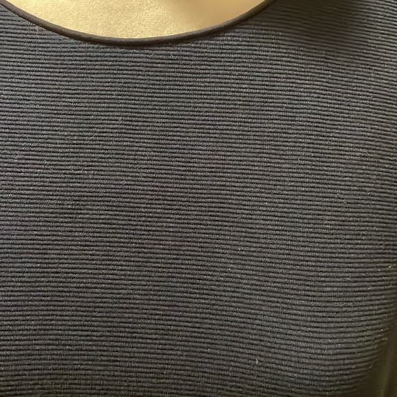 Ann Taylor Navy Textured Shift Dress with pockets size 12 - Picture 3 of 7